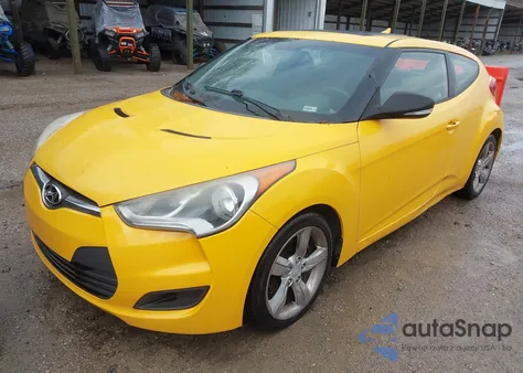 2012 Hyundai Veloster Base W/Black z USA, uszkodzony, nr VIN KMHTC6AD9CU029899